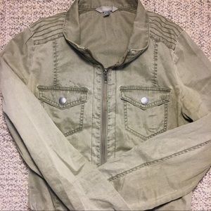 Light-weight olive jacket